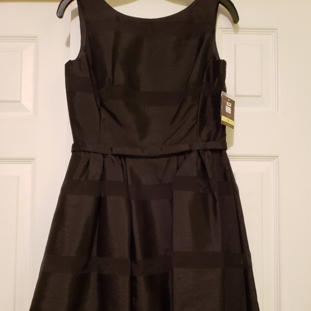New w/ tags Black flirty cocktail dress sz 4